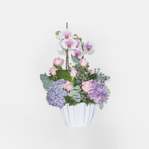 Arreglo de Orquídeas Hortensias y Rosas