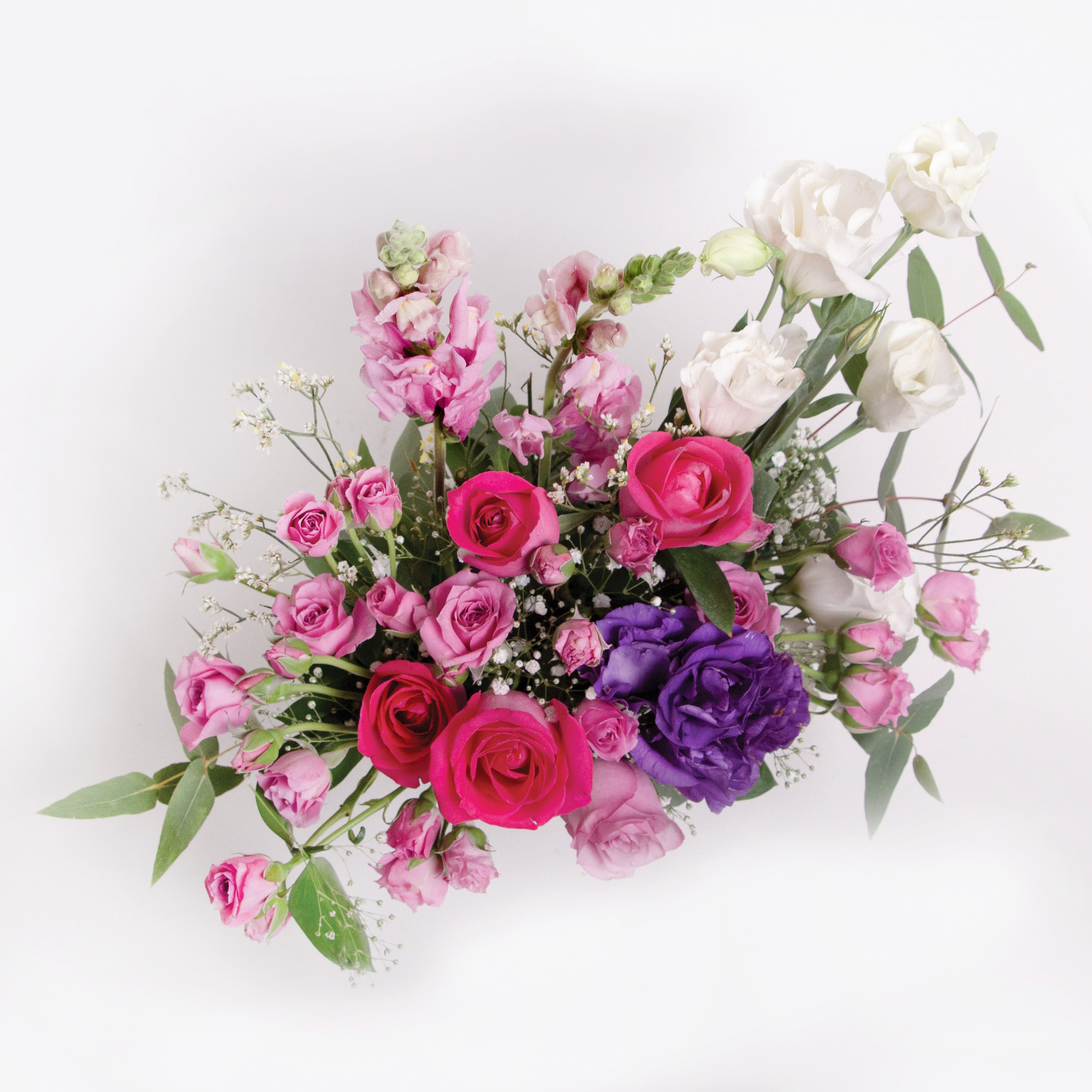 Arreglo de Rosas en base vintage